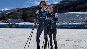 «Уже тренируются». Коростелев и Непряева прибыли в Италию для участия в Олимпиаде