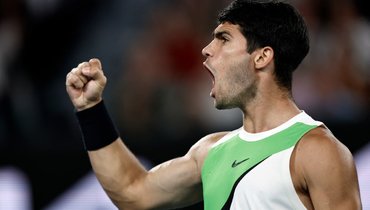 Алькарас победил Джоковича и впервые в карьере выиграл Australian Open