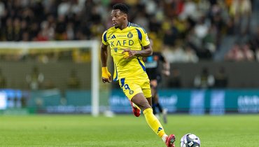 Нападающий Дуран исключен из заявки «Фенербахче» на ближайший матч на фоне переговоров с «Зенитом»