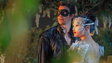 Приглашение на чай: какой получилась половина 4-го сезона сериала «Бриджертоны»