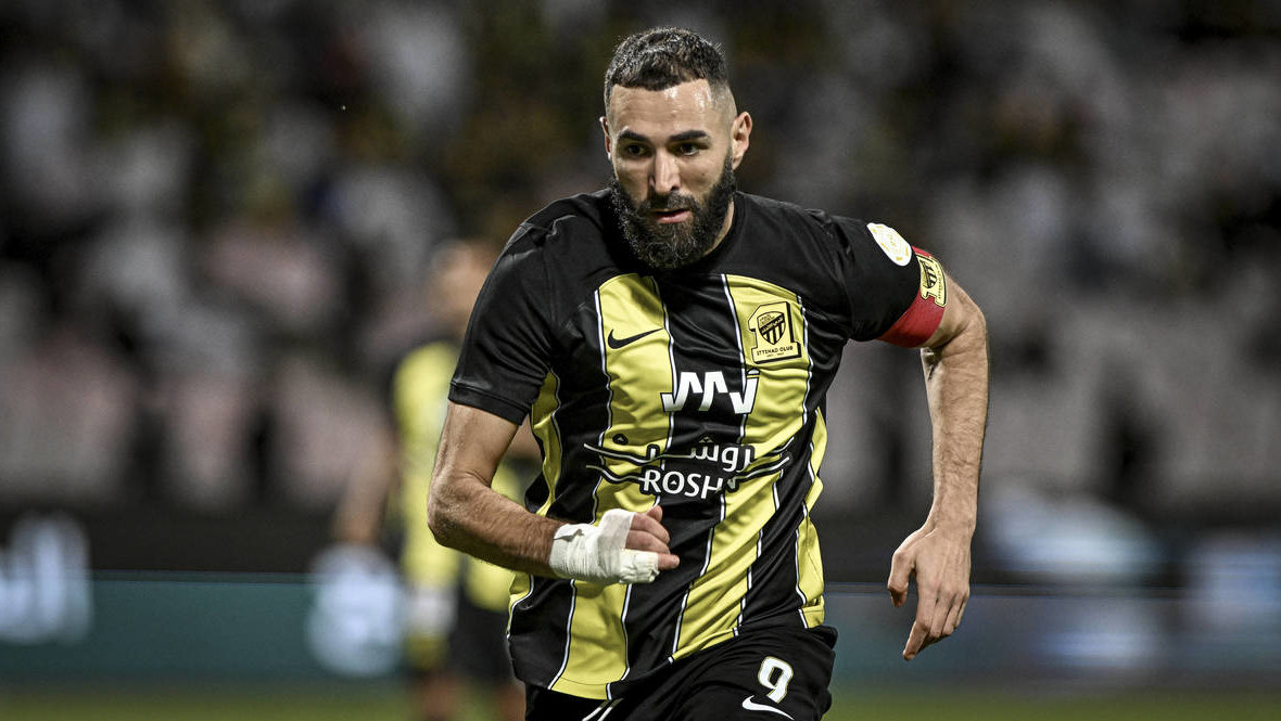 Зимнее трансферное окно 2026 за рубежом: главные переходы 2 февраля — Бензема в Аль-Хиляле, Перрен в Лилле, Лукман в Атлетико и другие