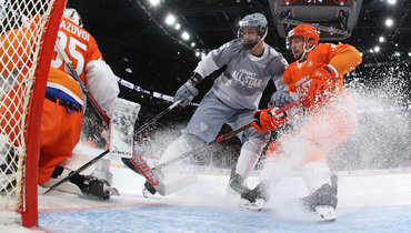 Вратарь бьет буллиты, полевой играет в воротах. Итоги первого дня Фонбет Матча звезд