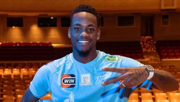 «Забудьте все, что знали обо мне». «Зенит» презентовал скандального новичка Дурана отсылкой на «Людей в черном»