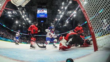В это сложно поверить, но Канаду разгромили в хоккее на Олимпиаде. Американки не оставили сопернику ни шанса