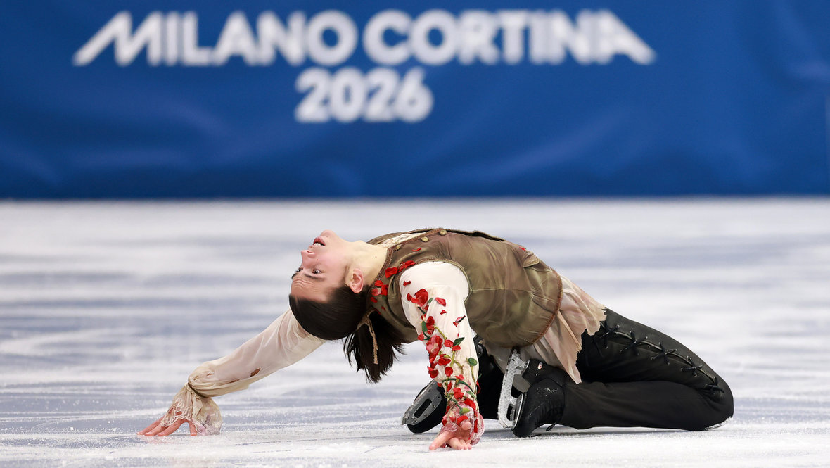 Старт Гуменника, фото Наумова, доллары Малинина и улыбка Тутберидзе