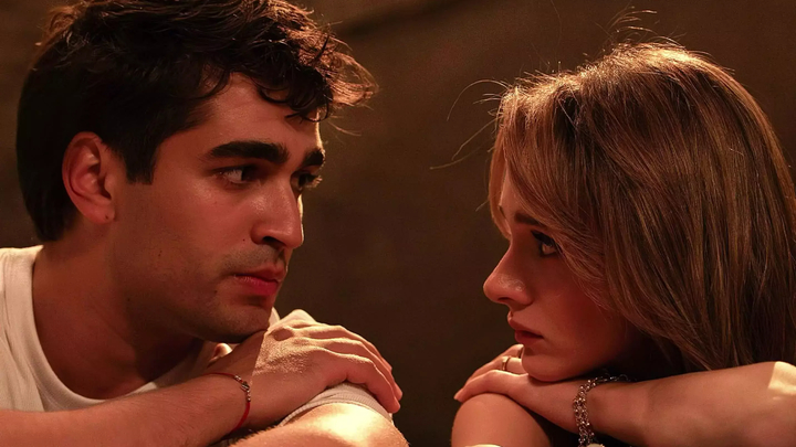 Кадр из сериала «С нами ничего не случится», режиссер Неслихан Ешилюрт, MF Yapim, Disney+