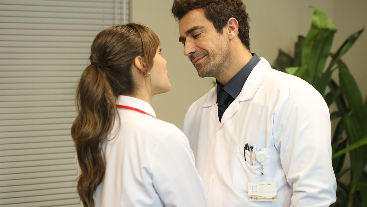 Кадр из сериала «Доктор: другая жизнь», режиссер Кетджхе, NOW