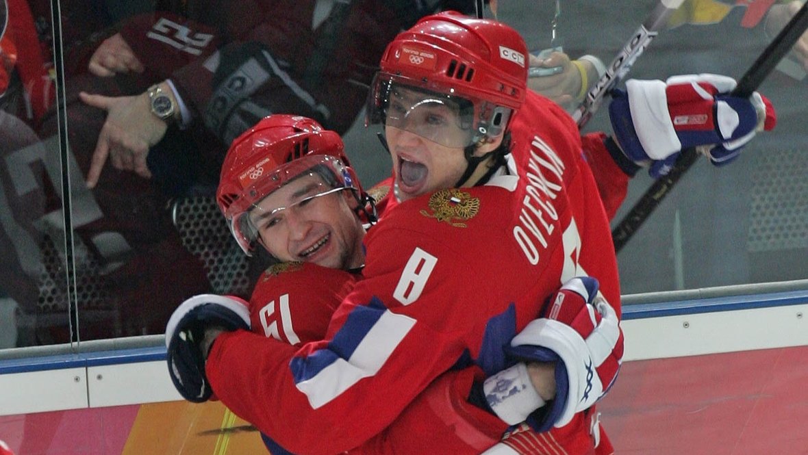 Хоккей на Олимпиаде 2026: Александр Овечкин не сыграл на трех последних Играх — как нападающий играл в сборной России
