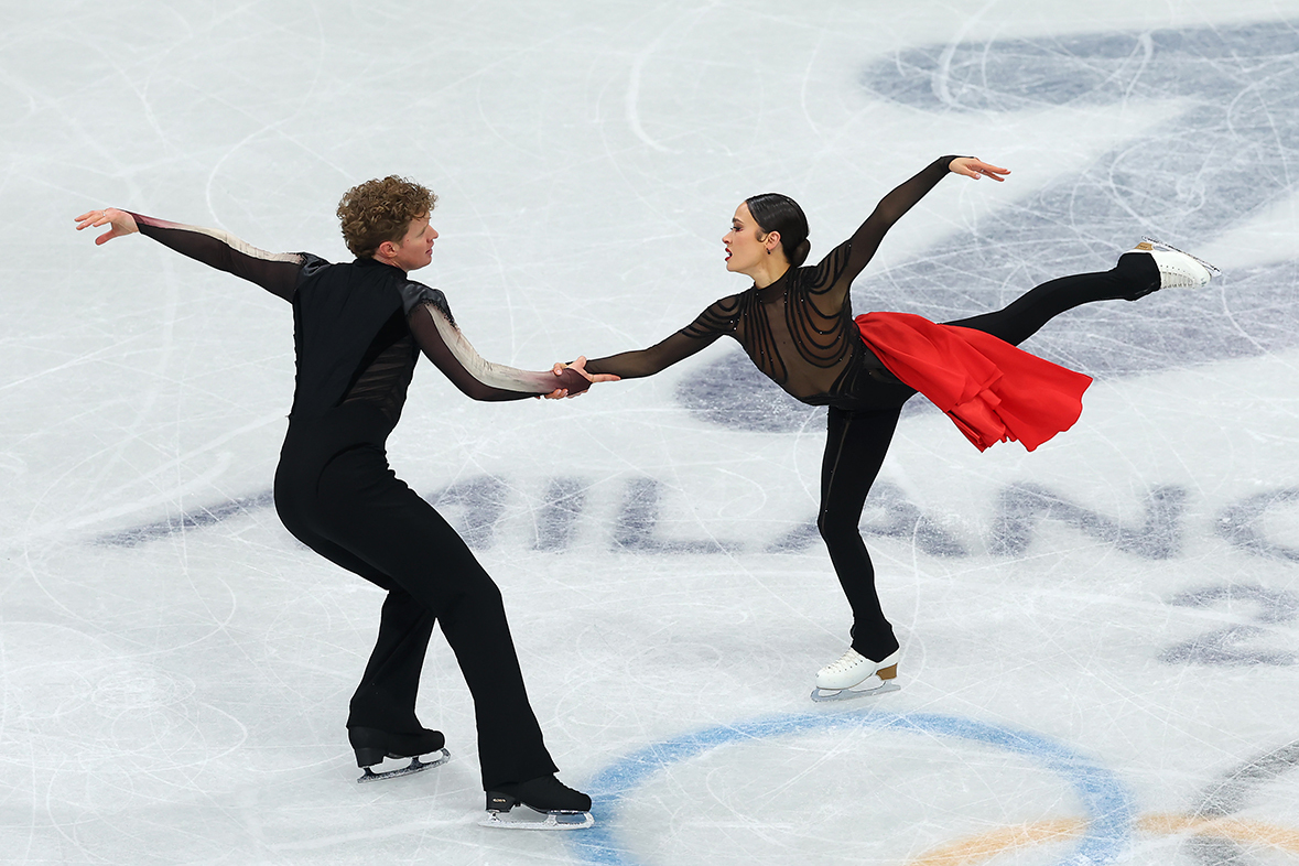 Эван Бэйтс и Мэдисон Чок.