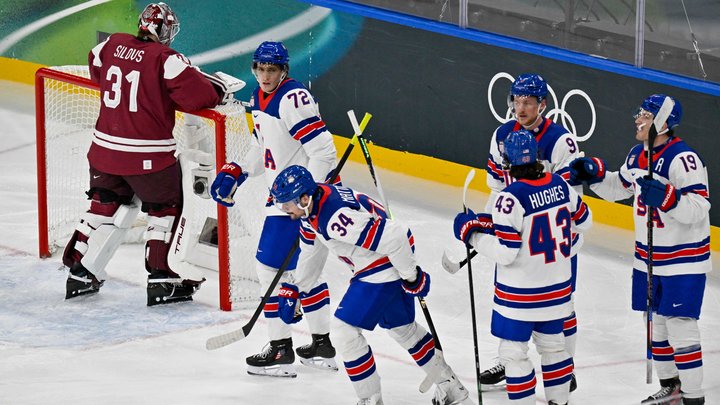 Экс-тренер «Авангарда» чуть не стал героем дня на Олимпиаде. Отменил два гола американцев, но Латвии не хватило даже этого