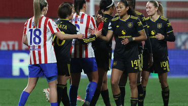 Футболистки «Манчестер Юнайтед» после победы над «Атлетико» потроллили фаната мужского «МЮ»