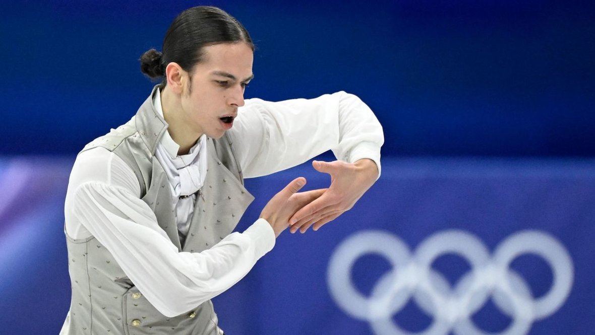 Петр Гуменник.