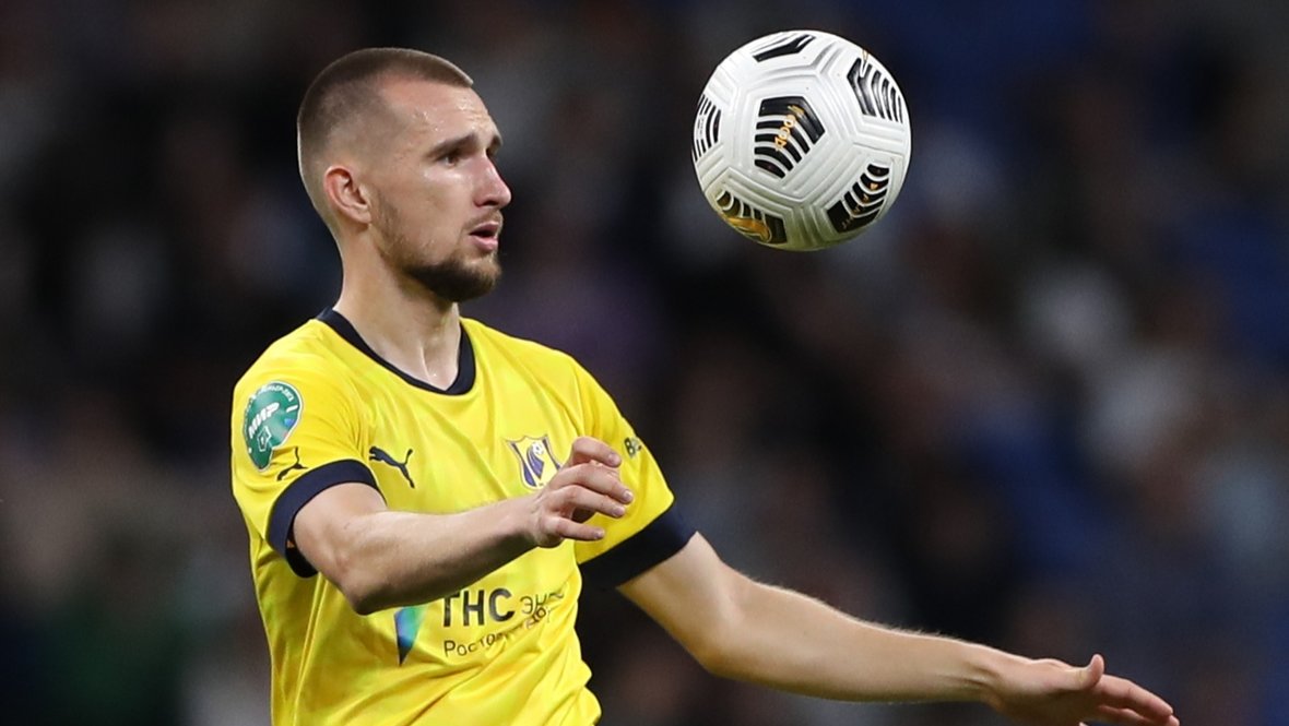 Трансферы и новости ФНЛ: Уткин стал игроком Торпедо,  Иванисеня перешел в Урал, Спартак взял аргентинского вратаря