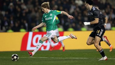 Гордон оформил хет-трик в первом тайме матча «Ньюкасла» с «Карабахом» в Лиге чемпионов