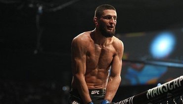 Источник: Чимаев проведет бой против Прохазки за чемпионский пояс UFC в полутяжелом весе