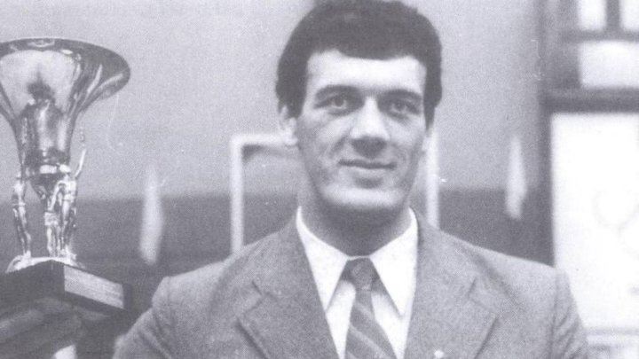 «Хватал так, что синяки оставались». Скончался польский борец-гигант, ростом он был выше Валуева, силой обладал страшной