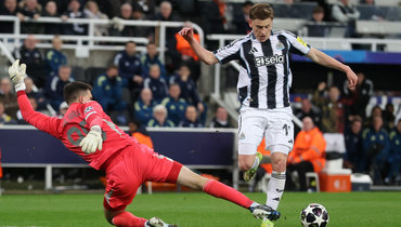 «Ньюкасл» переиграл «Карабах» и вышел в 1/8 финала Лиги чемпионов