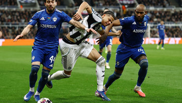 «Ньюкасл» — «Карабах»: видеообзор матча Лиги чемпионов