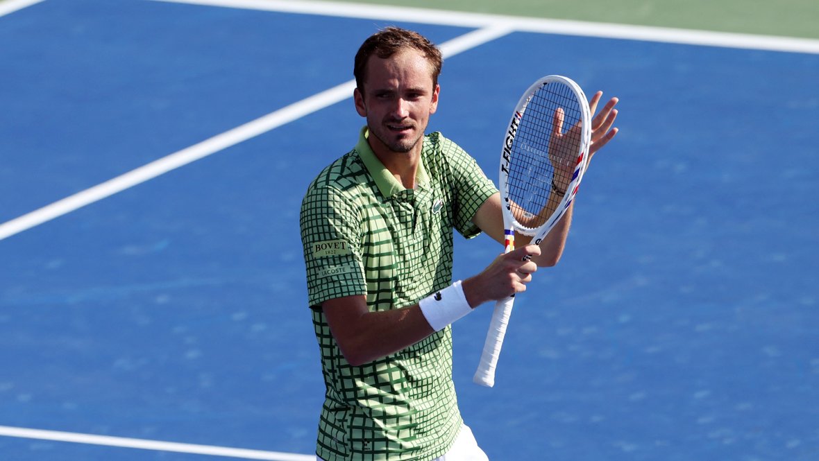 Даниил Медведев — Стэн Вавринка: результат и обзор матча второго круга турнира в Дубае 25 февраля 2026 года