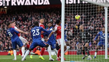 «Арсенал» выиграл у «Челси» чемпионат по стандартам: три гола в дерби — и все с угловых