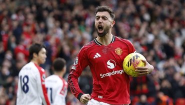 Камбэк поднял «МЮ» на третье место. Голевое безумие в Риме, Севилье и Марселе