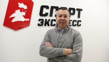 «Возможно, хоккеисты скоро начнут назначать тренеров». Илья Воробьев — о хоккее в КХЛ и поиске работы