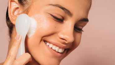 Косметолог раскрыла главные ошибки в весеннем уходе за кожей