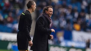 Лещенко назвал тренера «Динамо» примером для всей РПЛ: «Все должны одеваться, как Ролан Гусев. Это обязаловка!»