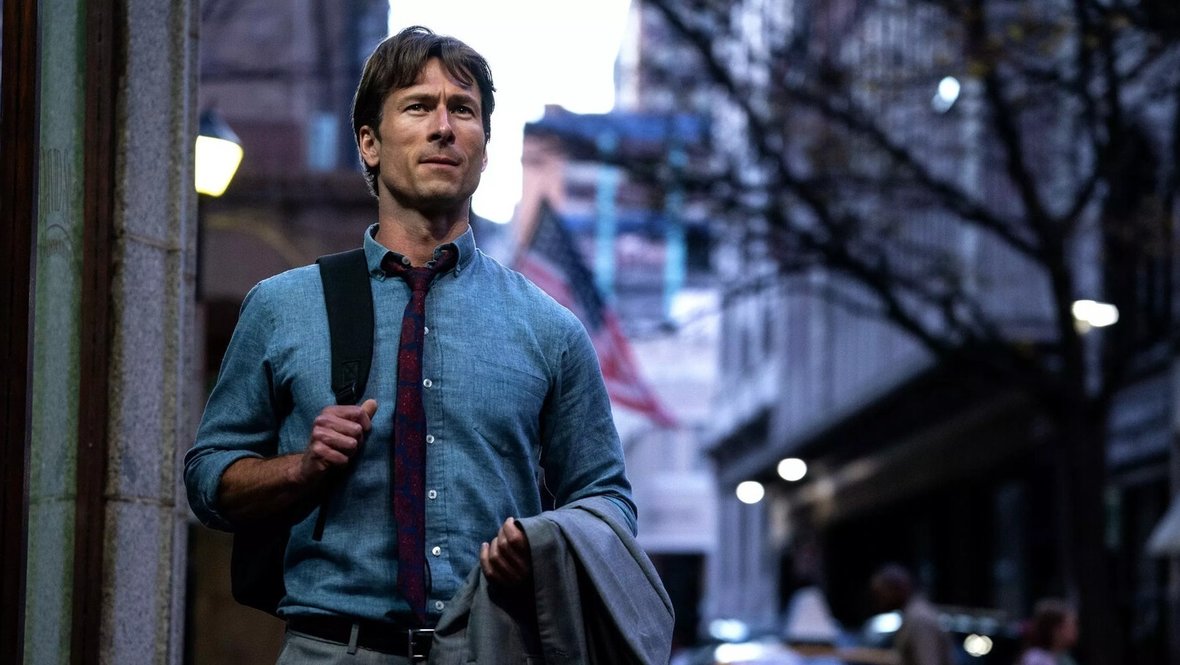 Черная комедия «Наследник» с Гленом Пауэллом и Маргарет Куолли выйдет 5 марта