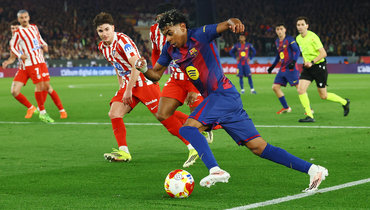 В одном голе от чуда. «Барселона» забила три, но в финале Кубка Испании сыграет «Атлетико»