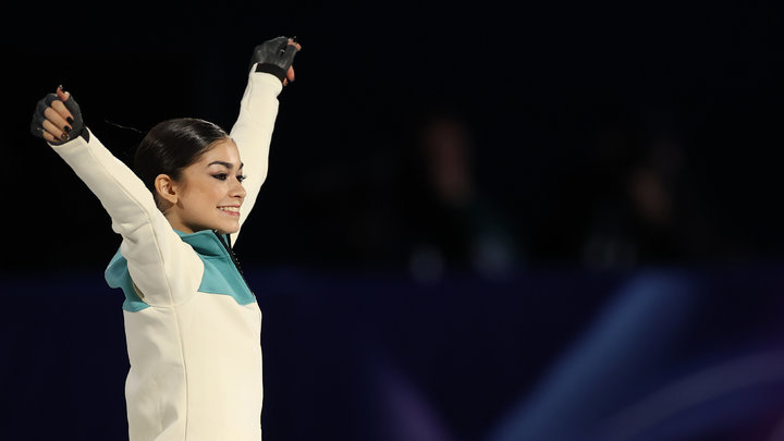 Петросян лишилась багажа, а Филиппов повредил свою медаль: олимпийцы вернулись в Россию