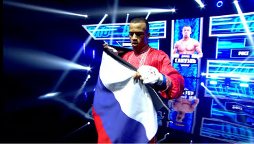 «Для меня честь поднимать триколор!» Афрорусский боец из Москвы собирается прославлять Россию в PFL