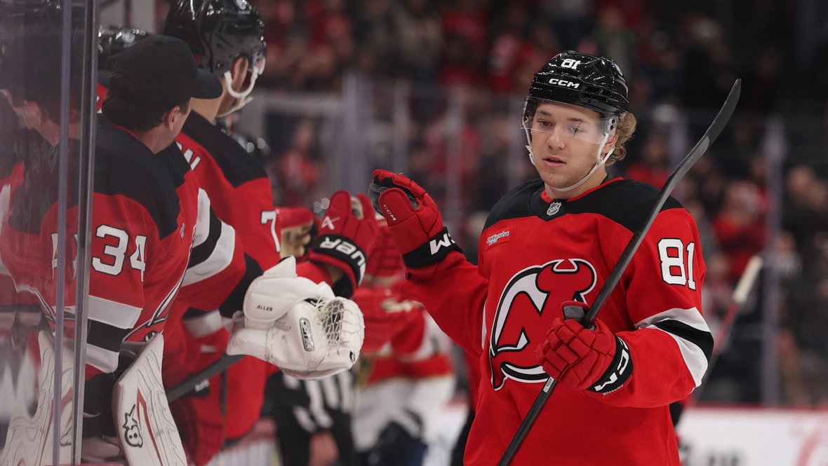 Нью-Джерси — Торонто: Грицюк набрал два очка результат и обзор матча НХЛ — видео голов 5 марта 2026