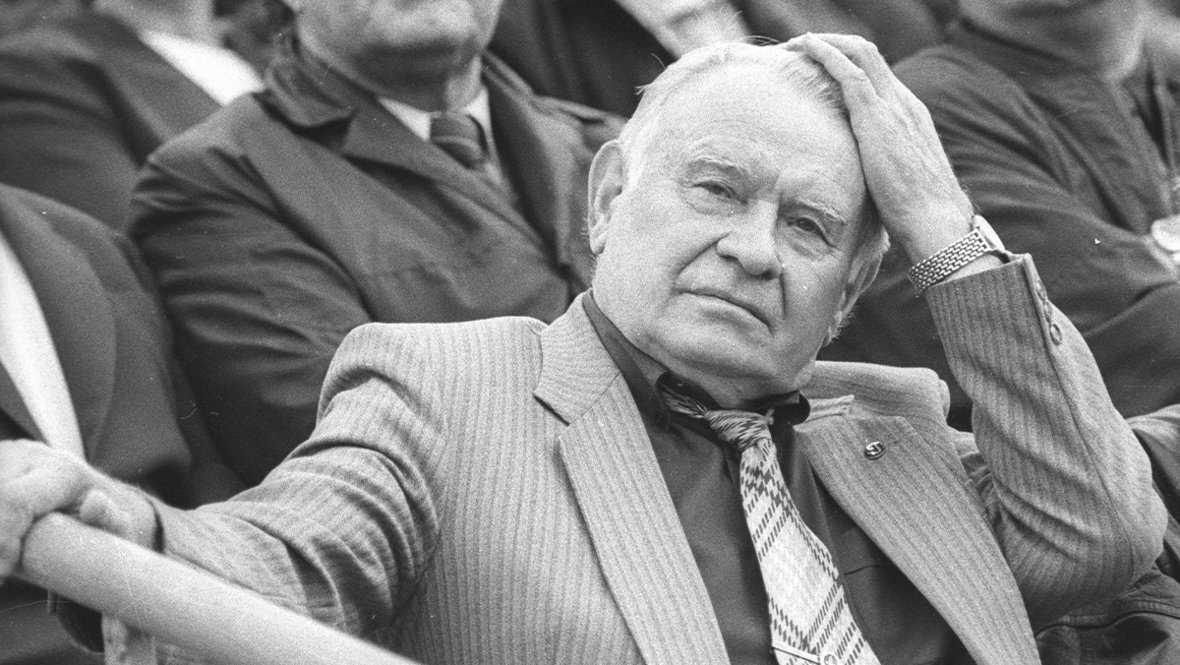 Константин Бесков.