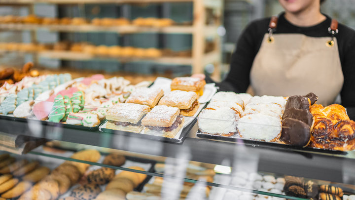 В России стали покупать больше сладостей