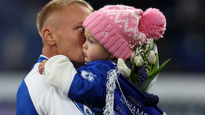 Дочка Тюкавина, болельщица Королева, кульбит Нгамале: «Динамо» разгромило «Спартак»