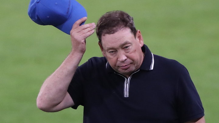 Слуцкий начал новый сезон с победы. Но у его «Шанхай Шэньхуа» отрицательное количество очков