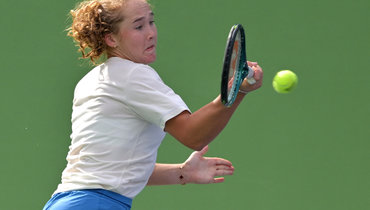 Мирра Андреева разгромила Сьерру и вышла в третий круг турнира в Индиан-Уэллсе