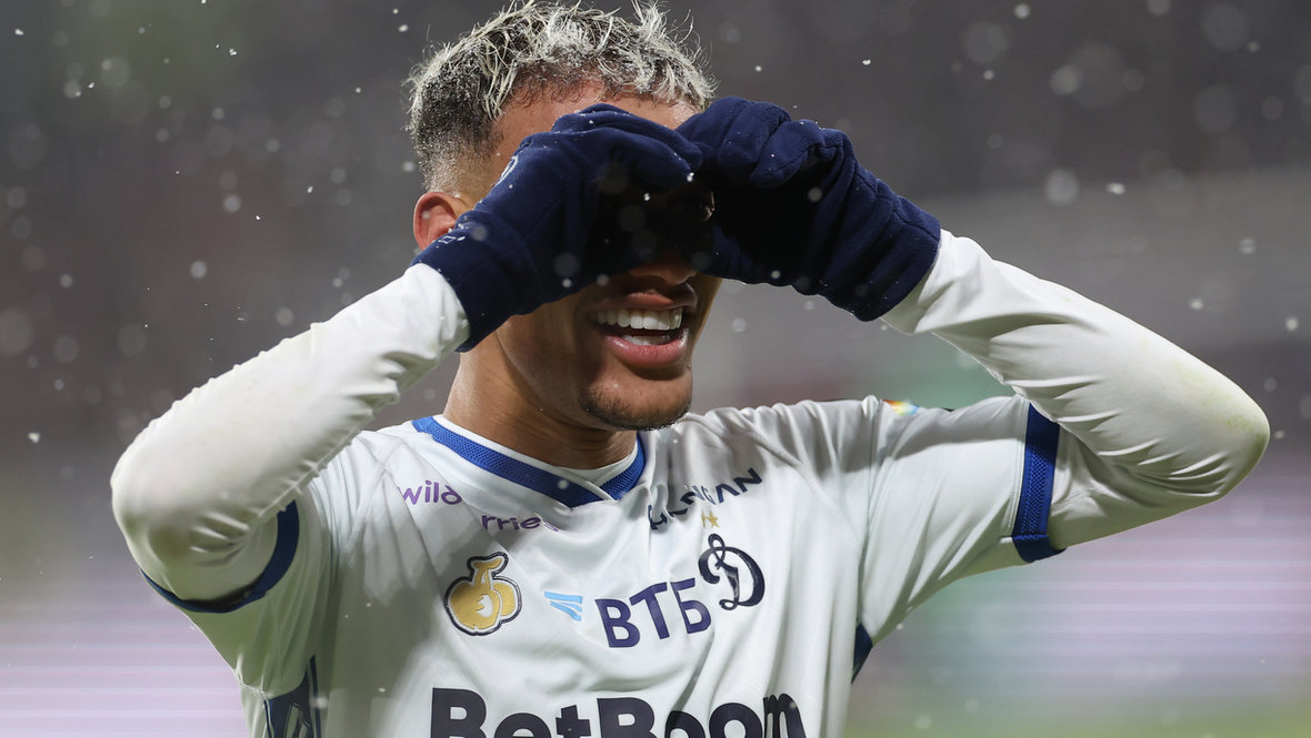 Очки Бителло, ухо Касереса: «Динамо» в большинстве разгромило ЦСКА