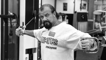 «В один момент отказали почки, все посыпалось». Умер финалист «Мистер Вселенная» Николай Ференец