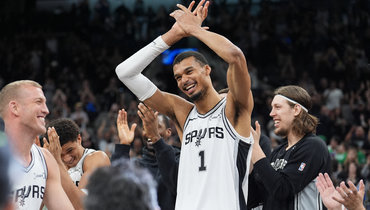 «Сан-Антонио» выиграл у «Бостона», Вембаньяма оформил дабл-дабл