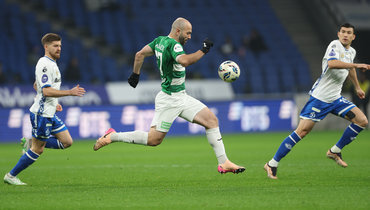 Без Дзюбы и Кержакова, зато с тремя дебютантами. Кто попал в расширенный состав сборной России