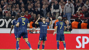 «Штутгарт» — «Порту»: Лига Европы, первый матч 1/8 финала, видеообзор