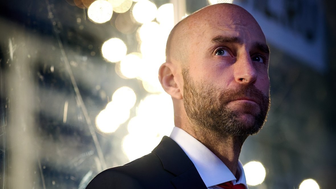 Митч Лав: интервью тренера Шанхай Дрэгонс о работе в России, стиле хоккея в КХЛ и отношении россиян к работе