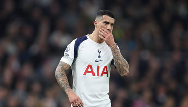 «Тоттенхэм» в одном очке от зоны вылета. Но «Ливерпуль» не будет заниматься спасением утопающих