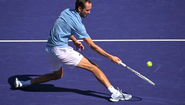 Даниил Медведев — Карлос Алькарас: онлайн-трансляция матча ATP в Индиан-Уэллсе