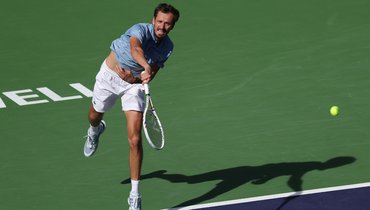 Медведев поднялся на 10-е место в рейтинге ATP