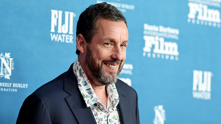 Адам Сэндлер возглавил рейтинг самых высокооплачиваемых актеров Голливуда