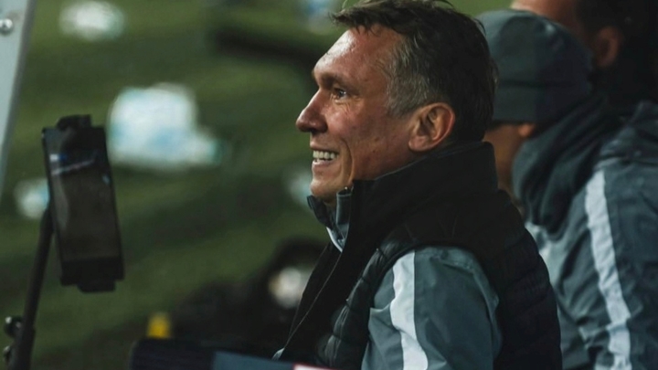 Ему не надо выигрывать в смокинге и бабочке. Ему надо просто выигрывать. Рабинер — о Талалаеве