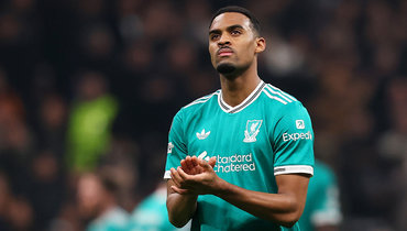 Странный эксперимент Слота в «Ливерпуле». Он потерял лучшего опорника прошлого сезона